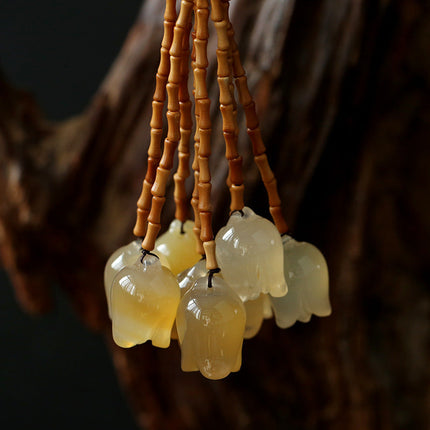 Natural Boxwood Lotus Car Hanging Ornament with Exquisite Craftsmanship | Elegant Interior Decor for Peace and Serenity