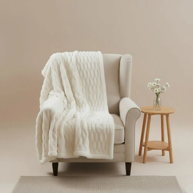 Faux Fur Throw Blanket for Sofa and Bed, Plush Fleece Blanket with Bubble Texture, Soft Couch Throw for All Seasons