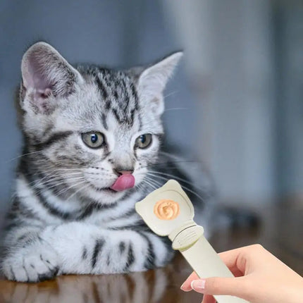Cat Treat Spoon with Squeeze Feature for Easy Serving | Mess-Free Feeding Tool for Happy Cats