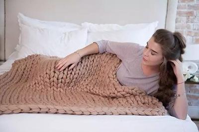 Chunky Knit Throw Blanket, Soft Blanket for Couch and Bed – image 23