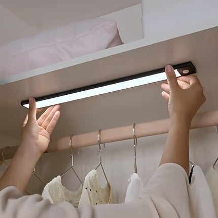 Motion Activated LED Light with USB Rechargeable Battery | Versatile Cordless Lighting for Closets and Hallways