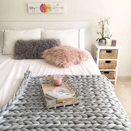 Chunky Knit Throw Blanket, Soft Blanket for Couch and Bed – image 5