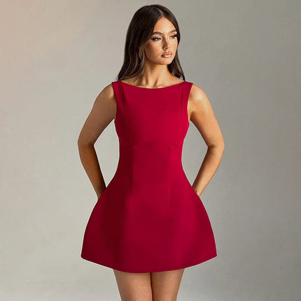 Slim-Fitting Backless Summer Dress in Black or White | Sexy Sleeveless Design for Effortless Style