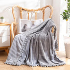 100×150 cm (39.3×59 in) / Light Gray