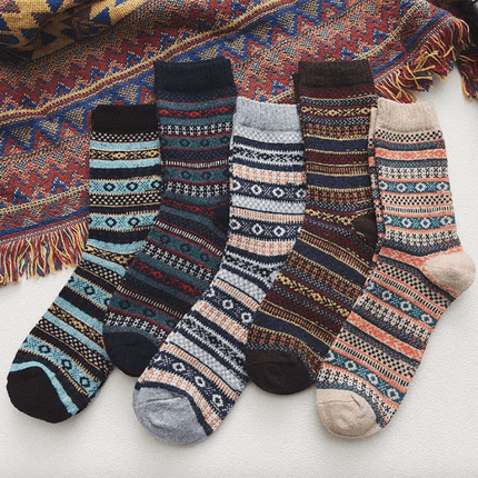 Wool Socks for Women and Men, Nordic Socks with Scandinavian Pattern, Warm Cotton Socks for Winter, 5 Pack