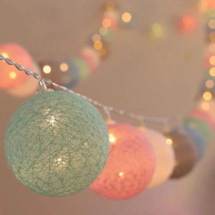 Fairy Lights, Wool Ball Christmas String Lights with USB or Battery Power, LED Garland Lights in Pastel and White