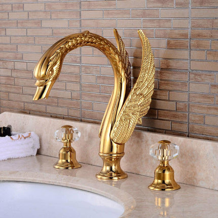 3 Hole Bathroom Sink Faucet with Two Crystal Handles – image 7