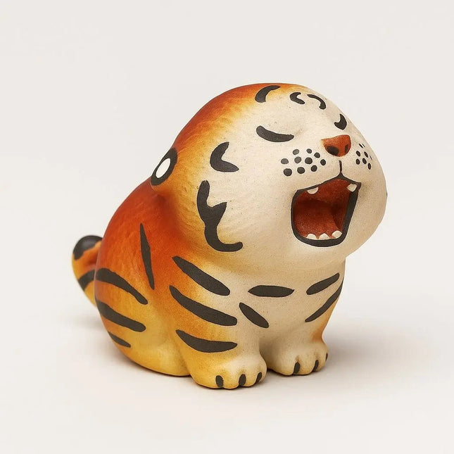 Tiger Tea Pet, Chinese Zodiac Tiger Clay Figurine, Purple Sand Tea Pet Ornament, Mini Figurine for Tea Table