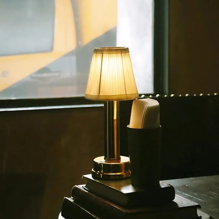 Retro-Inspired Table Lamp with Dimmable Touch Control | Cordless & Rechargeable Lighting for Home Decor